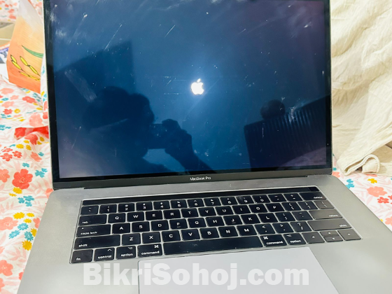MacBook Pro 2017 15
